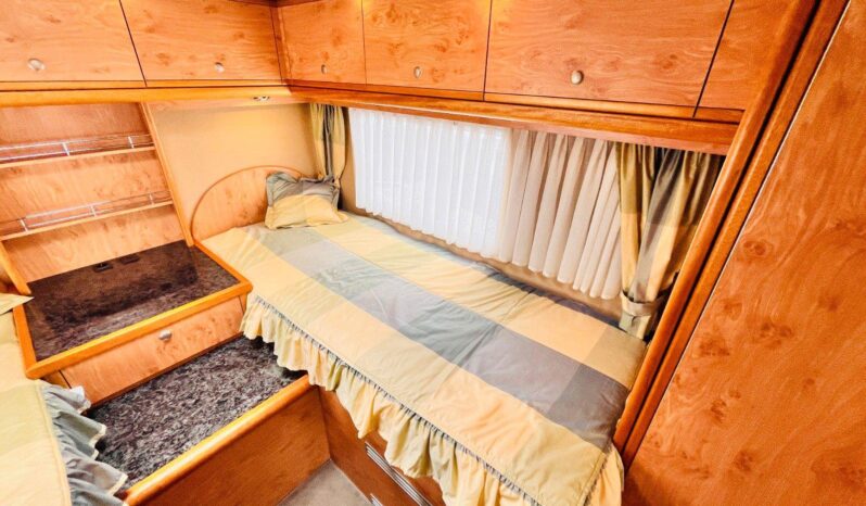 
								CAMPING-CAR CARTHAGO full									