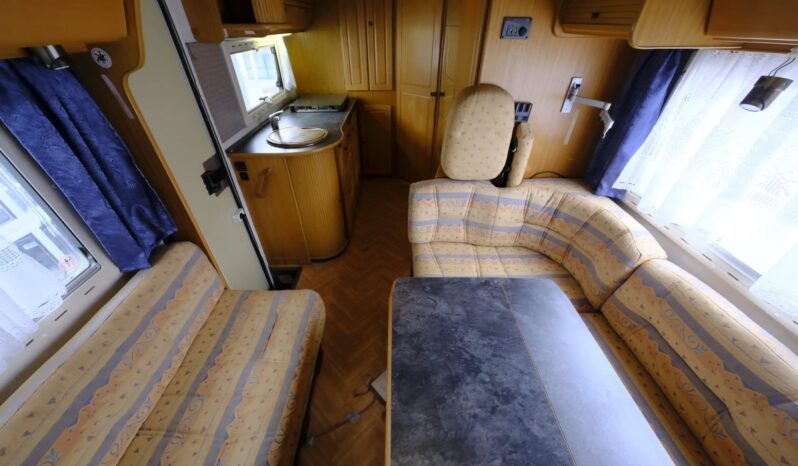 
								Daimler-Benz Sprinter full									