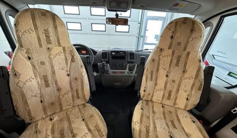 
								Fiat Challenger Camping Car MAGEO 139 full									