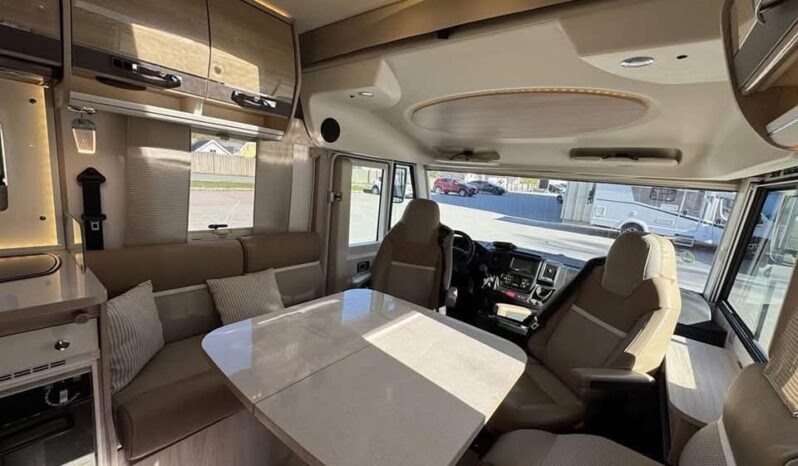 
								Camping Car Rapido 8096 DF full									