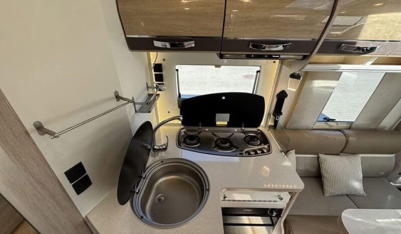 
								Camping Car Rapido 8096 DF full									
