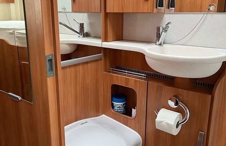 
								Camping Car Hymer MLI 580 2,3L 163ch 2016 Permis B full									