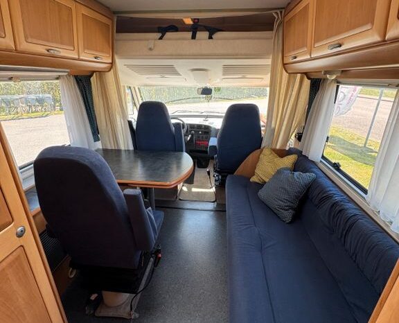 
								Camping-car Fiat Hymer B584 full									